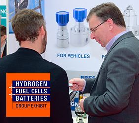 Steve Yorke-Robinson from Pressure Tech talking to customers at H2FC 2018